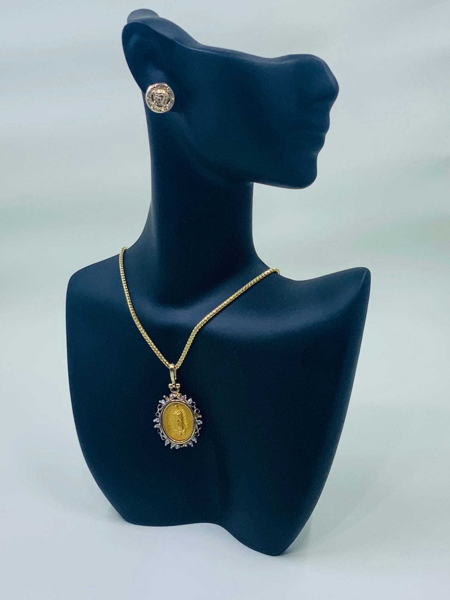 10k Yellow Gold Snake Chain with Saint Mary Pendant